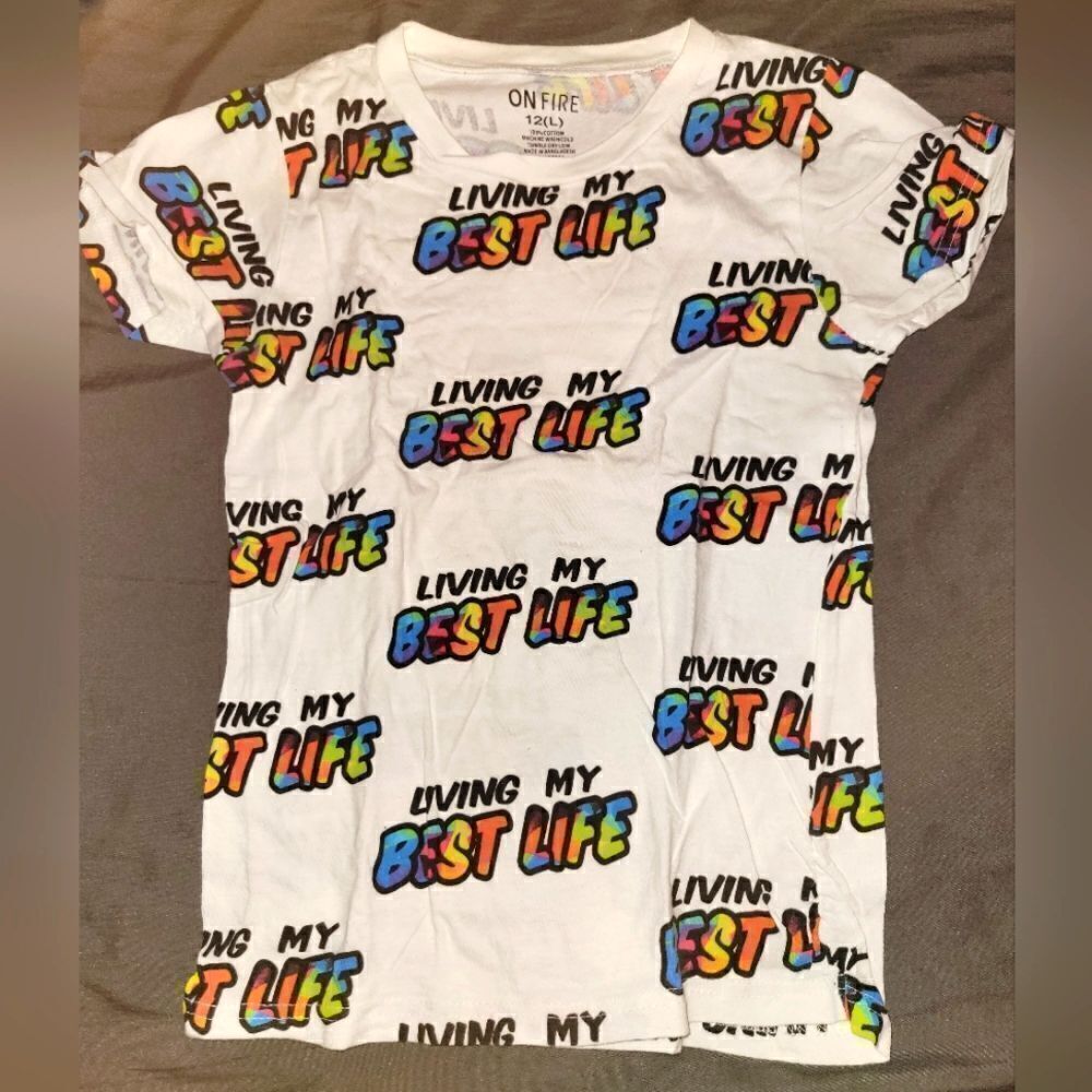 Sale Ends Xmas. On fire- Living my best life; tee
